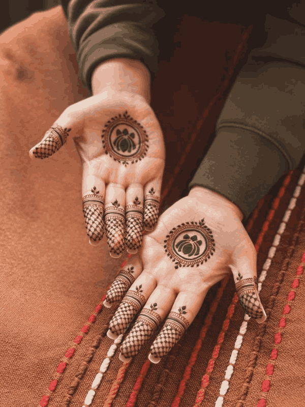 dulhan mehndi design