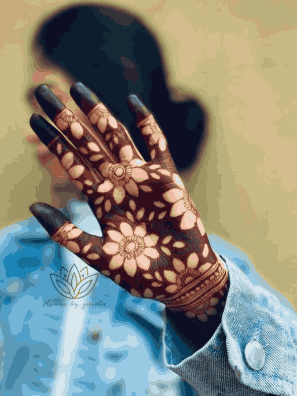 flower mehndi design