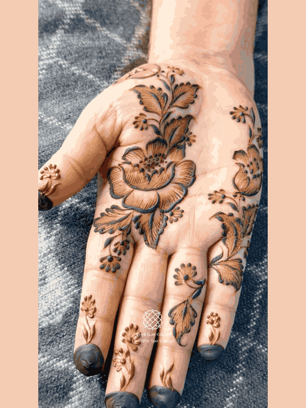 flower mehndi design
