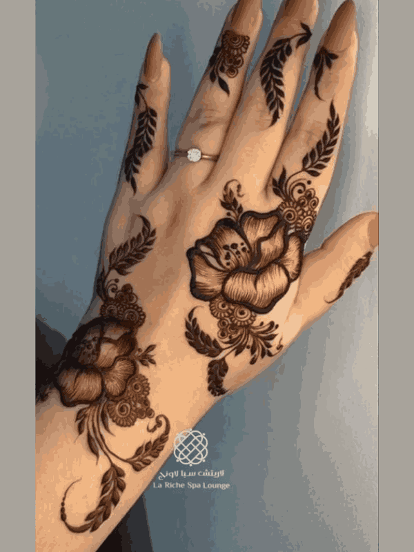 flower mehndi design