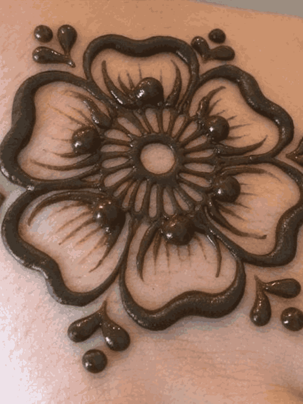 flower mehndi design