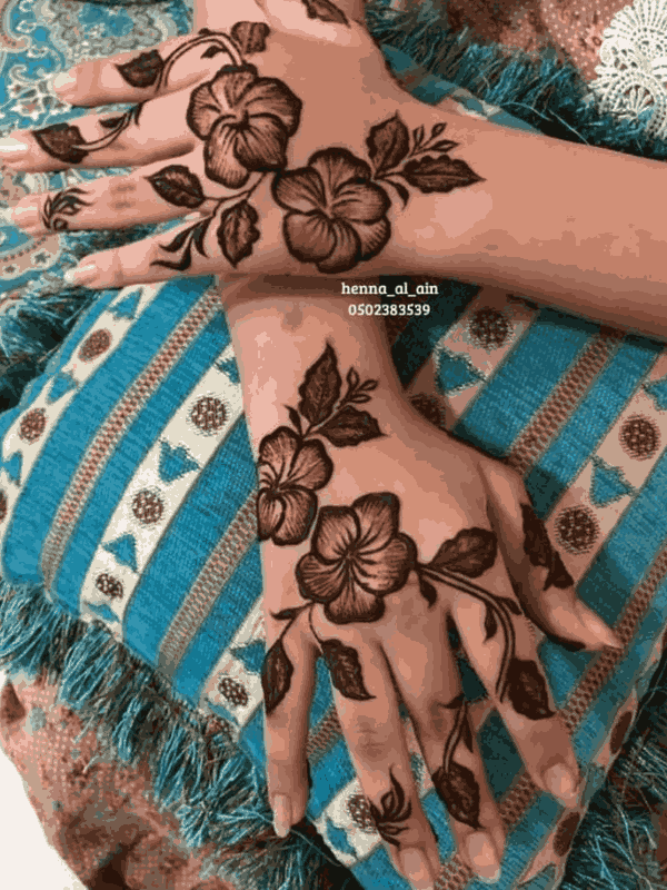 flower mehndi design