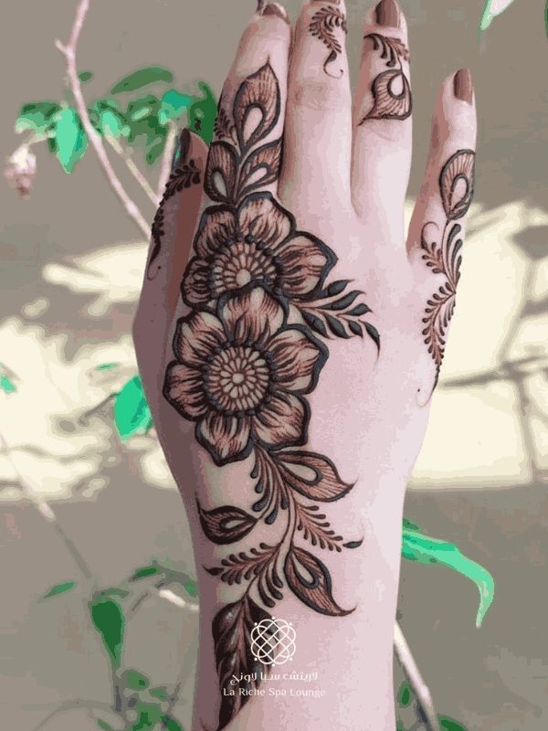 flower mehndi design
