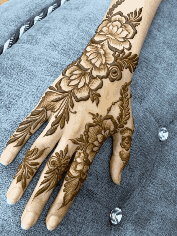 flower mehndi design