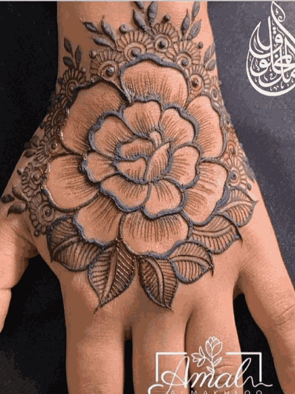 flower mehndi design
