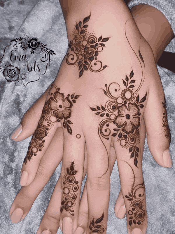 flower mehndi design