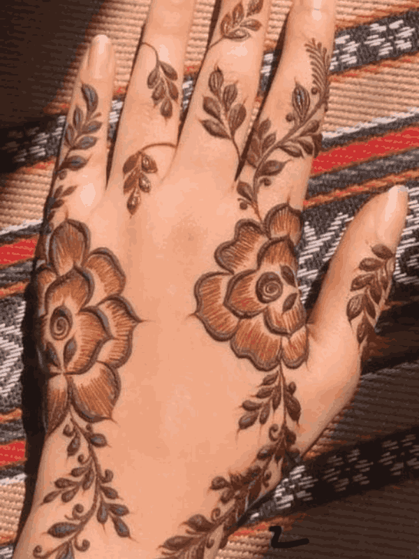 flower mehndi design