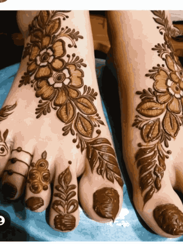 flower mehndi design