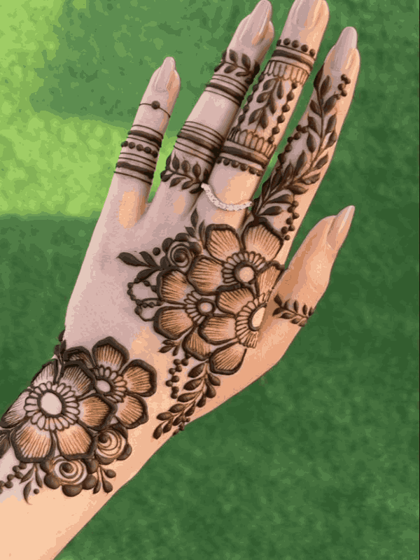 flower mehndi design