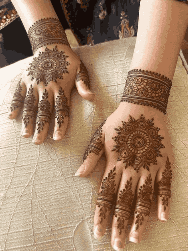 flower mehndi design