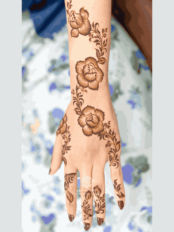 flower mehndi design