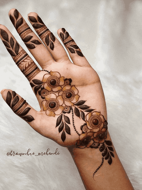 flower mehndi design