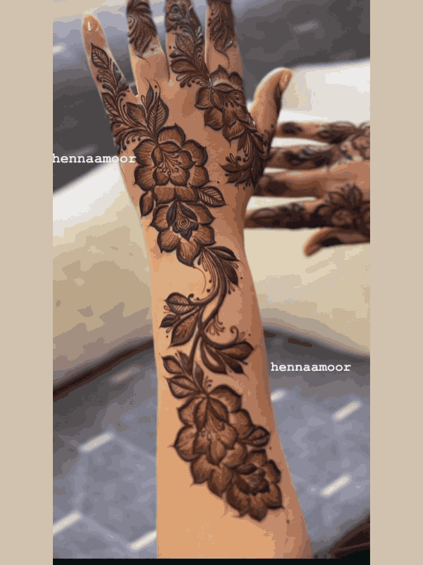 flower mehndi design